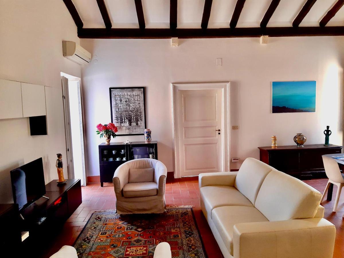 סירקוזה Incantevole Appartamento In Palazzo Storico Ortigia מראה חיצוני תמונה