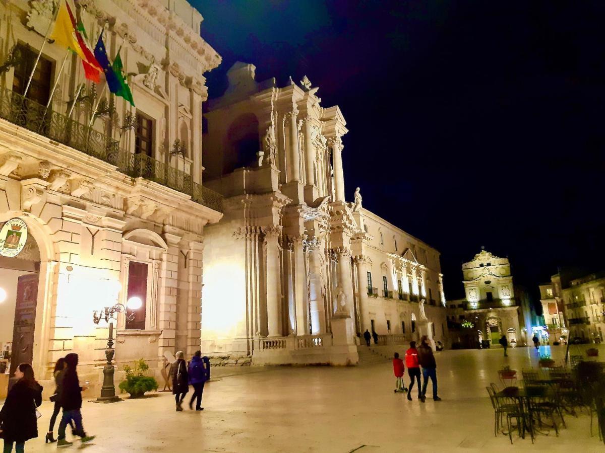 סירקוזה Incantevole Appartamento In Palazzo Storico Ortigia מראה חיצוני תמונה