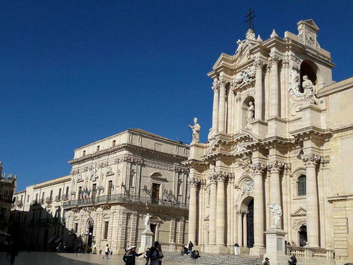 סירקוזה Incantevole Appartamento In Palazzo Storico Ortigia מראה חיצוני תמונה