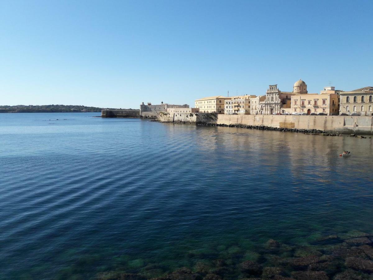 סירקוזה Incantevole Appartamento In Palazzo Storico Ortigia מראה חיצוני תמונה